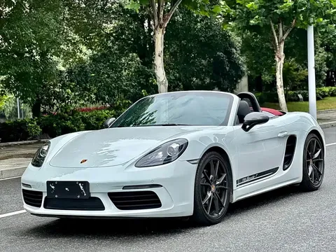2019 Porsche 718 Boxster T 2.0T