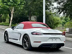 2019 Porsche 718 Boxster T 2.0T, белый — фото 10