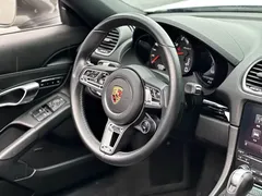 2019 Porsche 718 Boxster T 2.0T, белый — фото 16