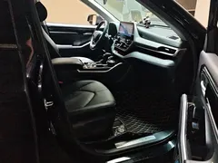 2022 Toyota Highlander 380T 4WD Premium 7-seat, чёрный — фото 8