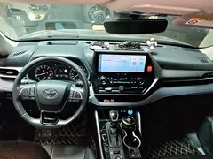 2022 Toyota Highlander 380T 4WD Premium 7-seat, чёрный — фото 12