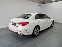 2022 Mercedes-Benz C-Class C 200 L Sport, белый — фото 16