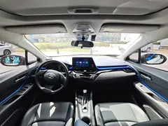 2022 Toyota C-HR 2.0L Leading, белый — фото 5