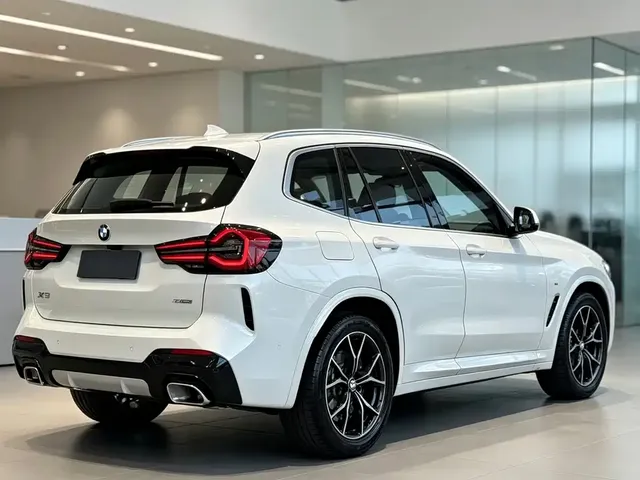 2022 BMW X3