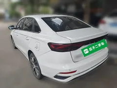 2023 Geely Emgrand 4th Gen Champion 1.5L CVT Premium, белый — фото 4