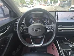 2023 Geely Emgrand 4th Gen Champion 1.5L CVT Premium, белый — фото 11