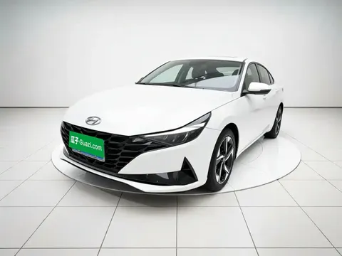 2022 Hyundai Elantra 1.5L CVT LUX Premium