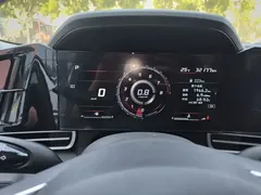 2022 Hyundai Elantra 1.5L CVT LUX Premium, белый — фото 12