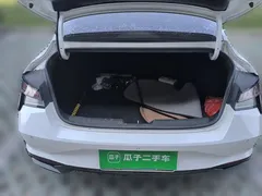 2022 Hyundai Elantra 1.5L CVT LUX Premium, белый — фото 20