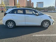 2023 Honda Fit 1.5L CVT, белый — фото 8