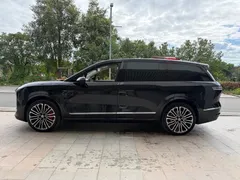 2026 Nio ES8 6-seat Executive Signature, чёрный — фото 4