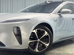 2024 Nio ET5T 75kWh Touring, синий — фото 2
