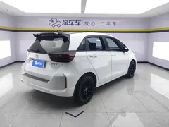 2021 Honda Fit 1.5L CVT, белый — фото 3