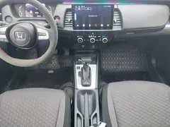 2021 Honda Fit 1.5L CVT, белый — фото 16