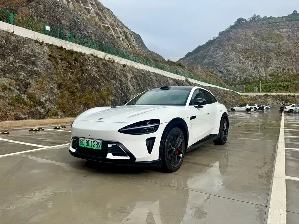2025 Xiaomi YU7 4WD Max