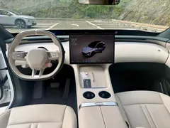 2025 Xiaomi YU7 4WD Max, белый — фото 10