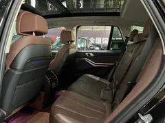 2021 BMW X5 xDrive40i Premium M Sport Package, чёрный — фото 10