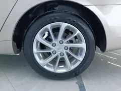 2021 Geely Emgrand UP 1.5L CVT Luxury — фото 6