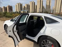 2026 BYD Qin L PHEV DM-i 128km Advance, белый — фото 7