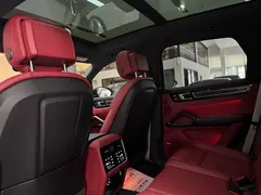 2023 Porsche Cayenne 3.0T Platinum Edition, синий — фото 10
