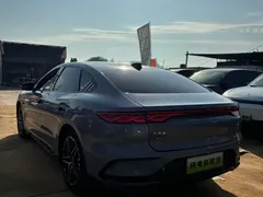 2025 BYD Han EV Smart Driving 605km Premium — фото 9