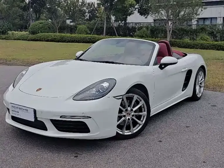 2022 Porsche 718 Boxster 2.0T