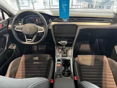 2020 Volkswagen Magotan 330TSI DSG Luxury, чёрный — фото 5