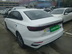 2022 Geely Emgrand 4th Gen 1.5L CVT Premium, белый — фото 5