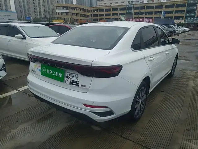 2022 Geely Emgrand 4th Gen 1.5L CVT Premium