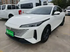 2023 Changan Lamore 1.5T GDI DCT, белый — фото 1