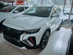 2022 Geely Atlas 1.8T DCT Smart, белый — фото 2