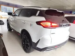2022 Geely Atlas 1.8T DCT Smart, белый — фото 5