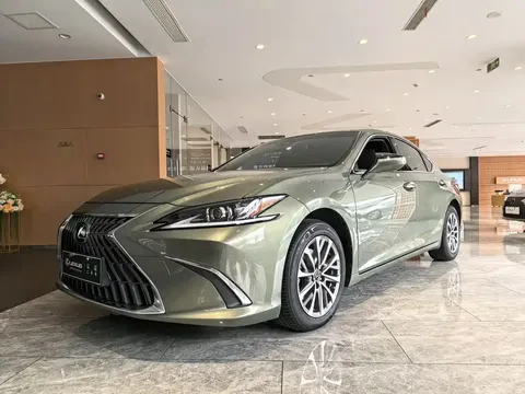 2023 Lexus ES 200 Excellence