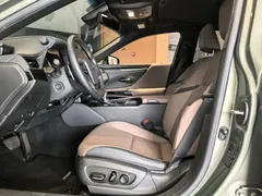 2023 Lexus ES 200 Excellence, зелёный — фото 5