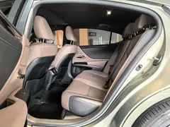 2023 Lexus ES 200 Excellence, зелёный — фото 6