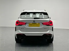 2022 BMW X3 Premium M Night Package, белый — фото 5