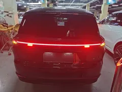 2025 Li Auto i8 Standard, чёрный — фото 6