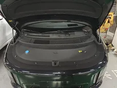 2025 Li Auto i8 Standard, чёрный — фото 20