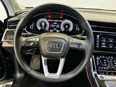 2023 Audi Q7 55 TFSI quattro S line Sport, чёрный — фото 13