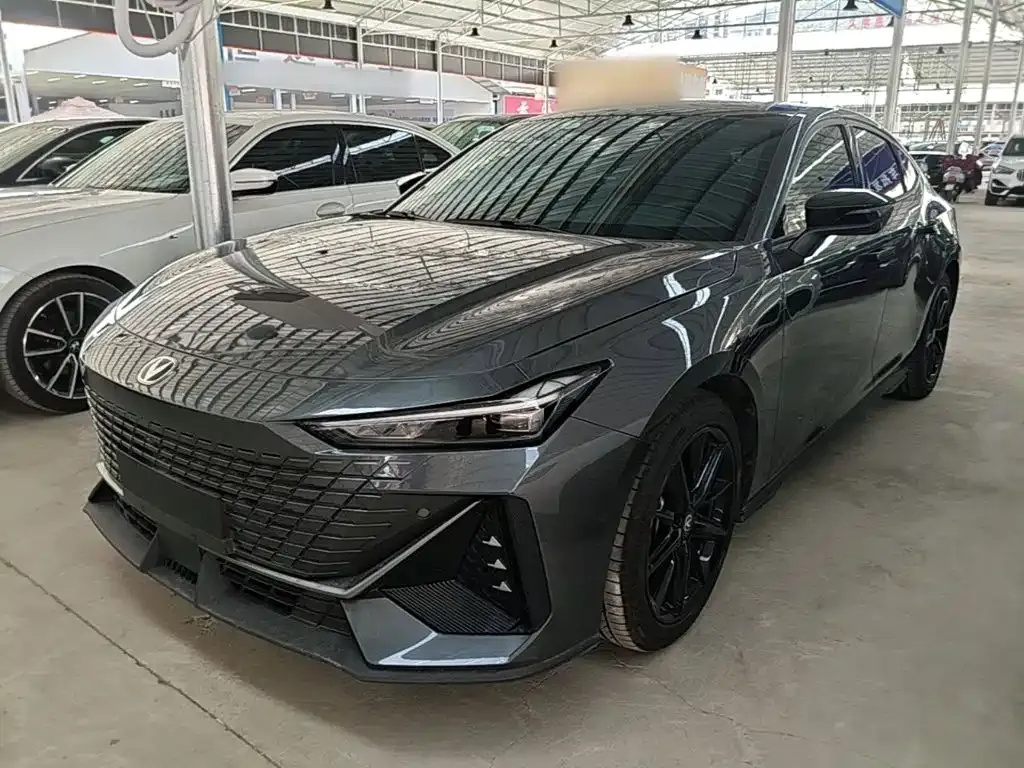 2022 Changan UNI-V 1.5T Premium