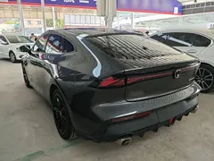 2022 Changan UNI-V 1.5T Premium — фото 5