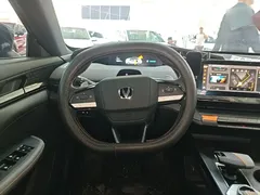 2022 Changan UNI-V 1.5T Premium — фото 11