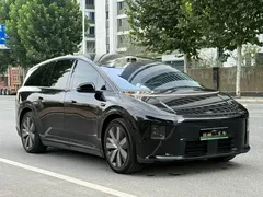 2025 Li Auto i8 Standard, чёрный — фото 3