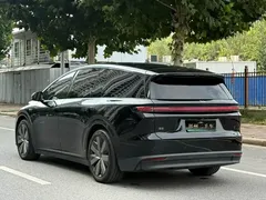 2025 Li Auto i8 Standard, чёрный — фото 20