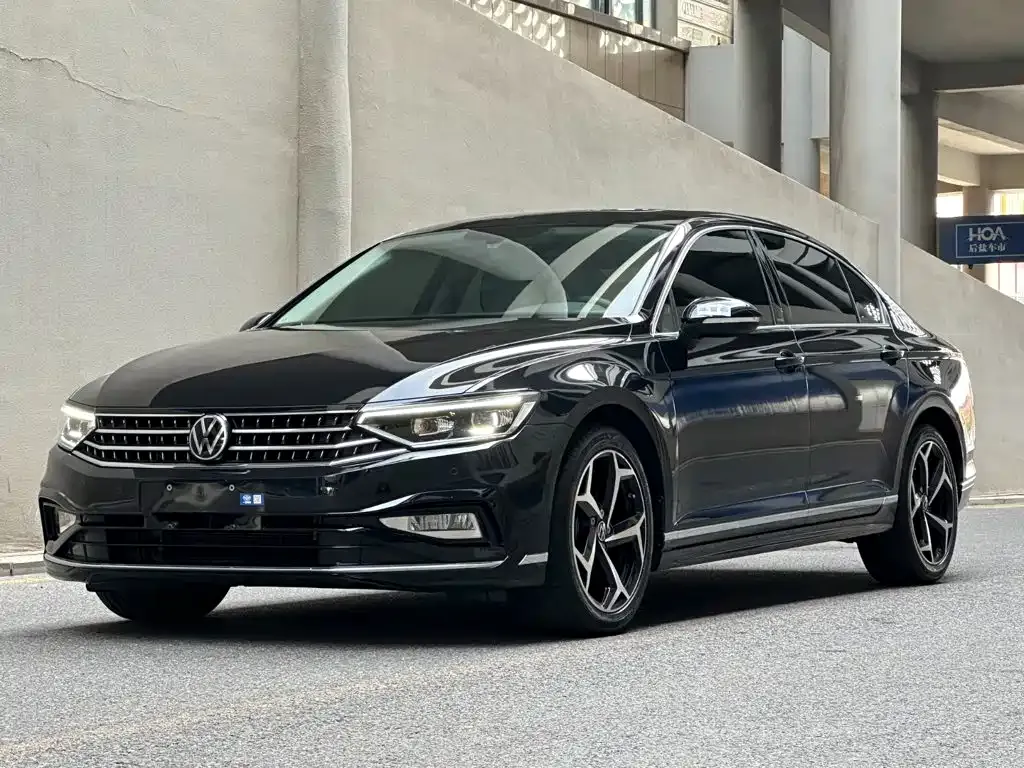 2023 Volkswagen Magotan 330TSI DSG Leading Anniversary