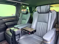 2021 Toyota Alphard Hybrid 2.5L Premium, чёрный — фото 18