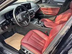 2022 BMW 5 Series 535Le PHEV M Sport Package, чёрный — фото 18
