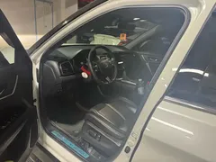 2020 Honda UR-V 370TURBO 4WD Premium, белый — фото 4