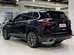 2021 BMW X5 M Sport Package, чёрный — фото 14