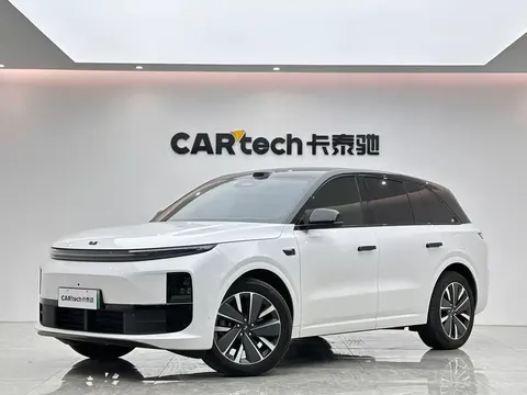 2025 Li Auto L6